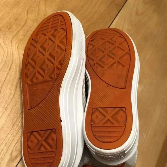 Converse Chuck Taylor all-star high top cream colored lace up platform sneakers. - Picture 5 of 7